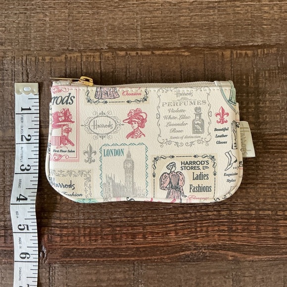 Harrods London Print Coin/Money Pouch 6x4” - Picture 4 of 4